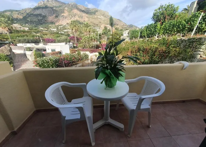 Relais Agave Alojamento de Acomodação e Pequeno-almoço Forio di Ischia